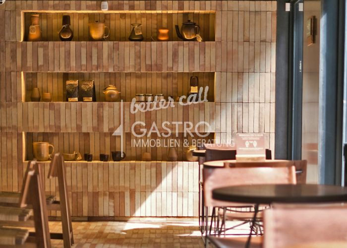 Eckrestaurant mit Terasse in beliebtem Kreuzberger Kiez auf ca. 150m²Eckrestaurant mit Terasse in beliebtem Kreuzberger Kiez auf ca. 150m²